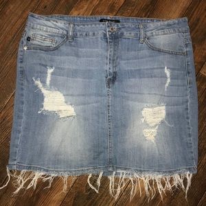 Light wash denim skirt